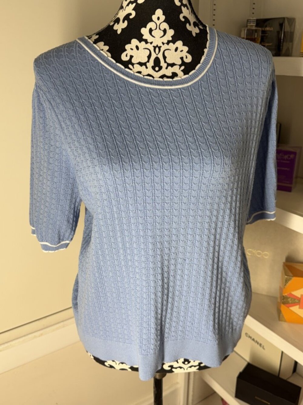 Adrianna Papell Lightweight Blue White Short Puff Sleeve Crewneck Knit Sweater X